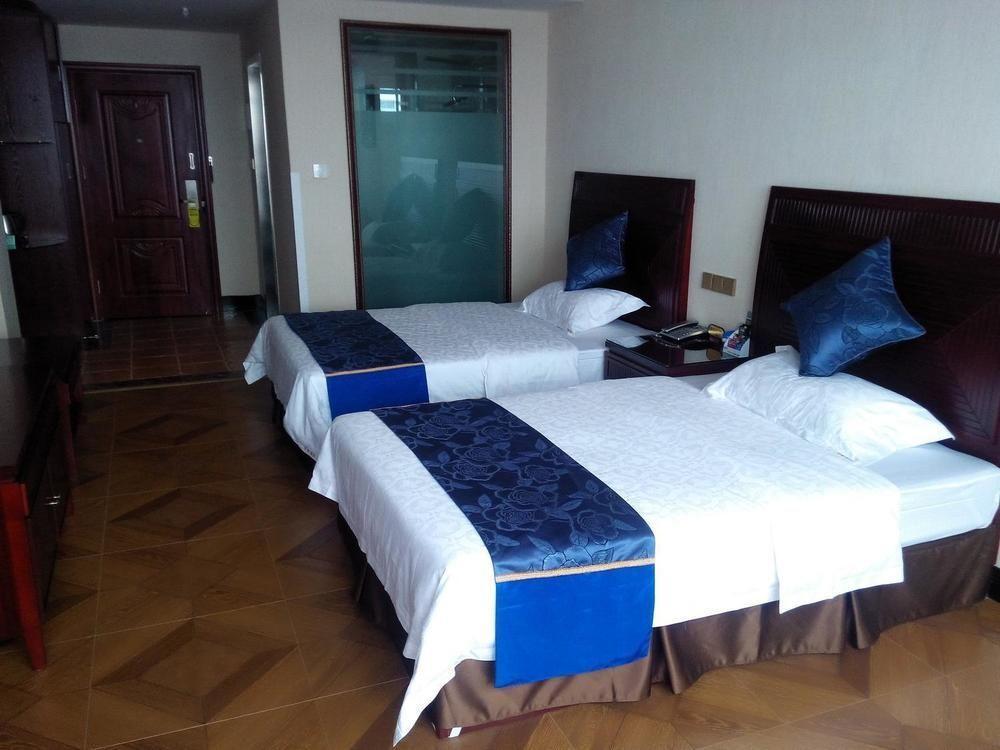 Fengyu Business Hotel Chengdu Bagian luar foto